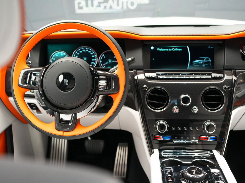 Rolls-Royce Cullinan Black Badge
