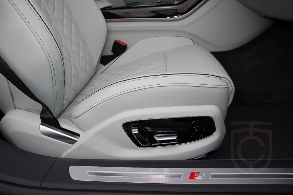 Audi A8L 60 TFSIe lang FULL EXCLUSIVE / UPE 181.170,-
