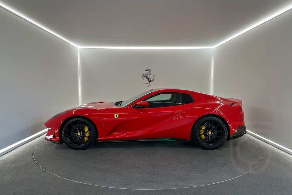 Ferrari 812 GTS / Rosso Corsa / Ferrari Approved