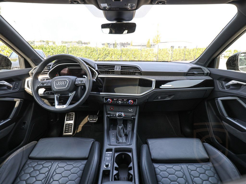 Audi RS Q3 Sportback 2.5 TFSI quattro PANO MATRIX-LED