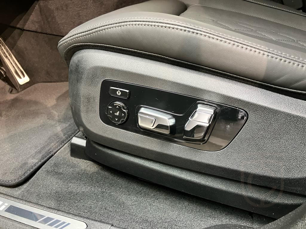 BMW X6 M60i xDrive M Sport Pro+MEGA Ausstattung
