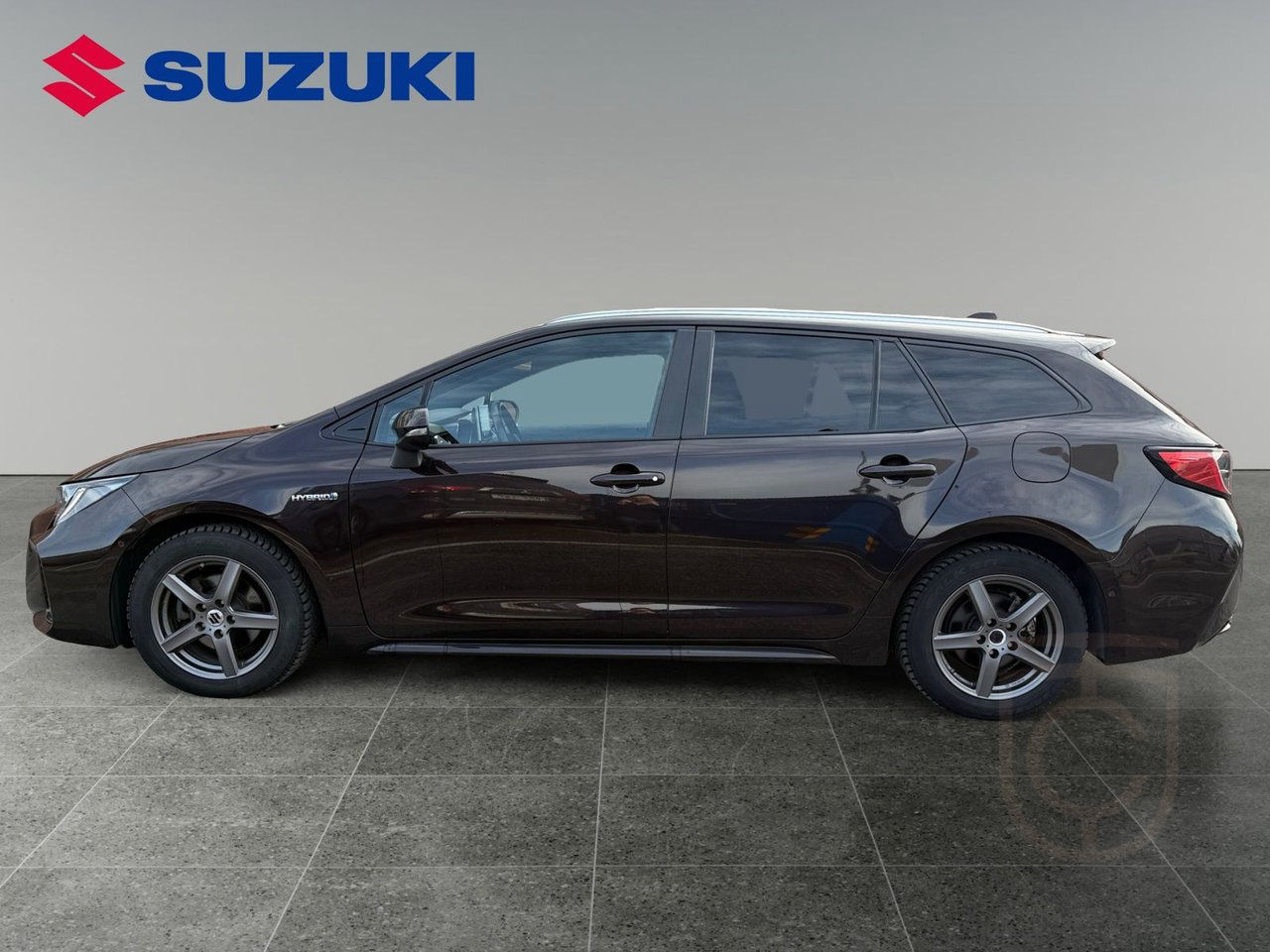 Suzuki Swace Hybrid e-CVT Inclusive ink vinterhjul