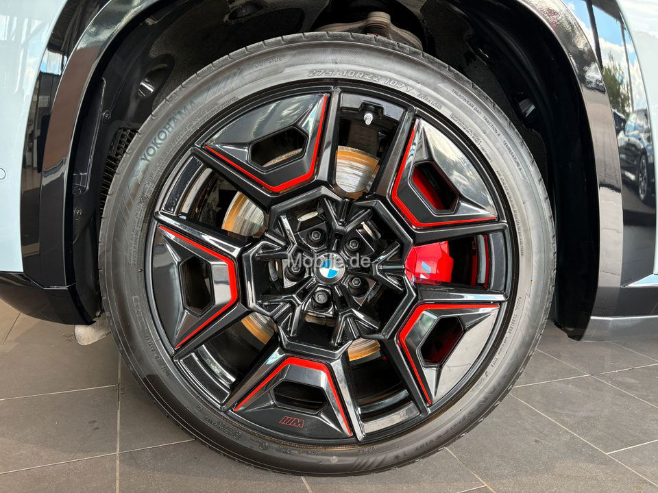 BMW XM 4.4 Label Red M Drivers Package Sport Aut.