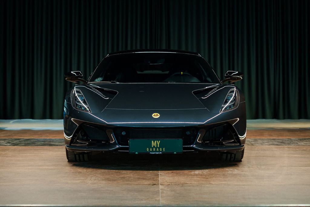 Lotus Emira I4 AUT