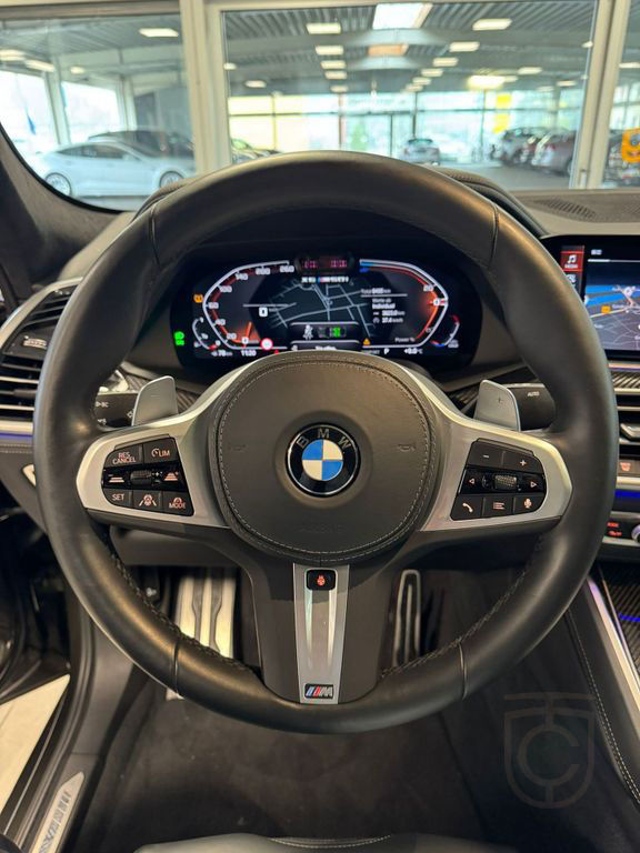 BMW X6 M50 i xDrive M Sport Black Edition H&K HUD Ic