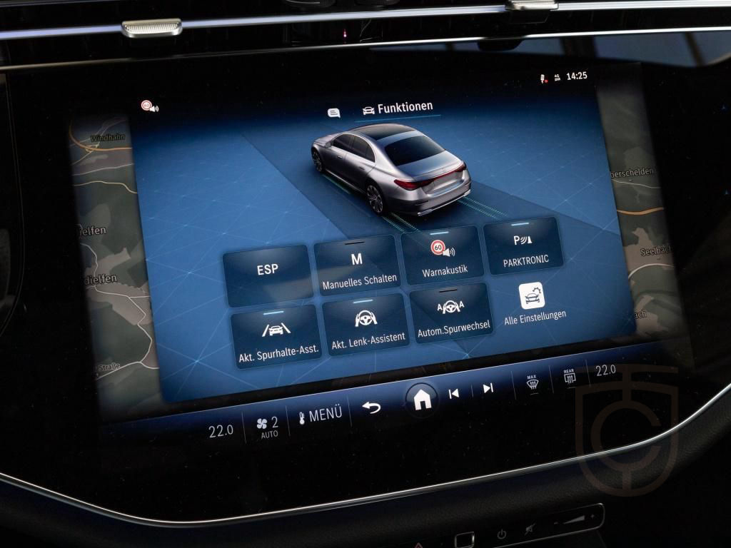 Mercedes-Benz E 200 AMG/Superscreen/Digital/Pano/360/Burm4D/20