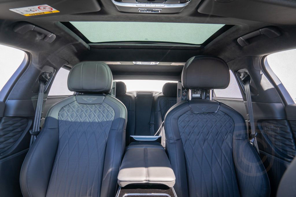 Bentley Flying Spur Azure V8 *Naim, Rotating Display*