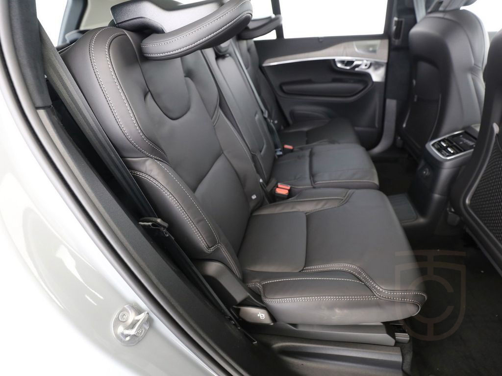 Volvo XC90 T8 Ultra Bright Recharge Plug-In Hybrid AWD