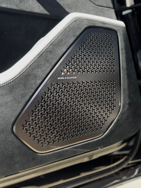 Lamborghini Urus 4.0 V8 Performante/PROD25/CARBONHOOD/TV/AKR