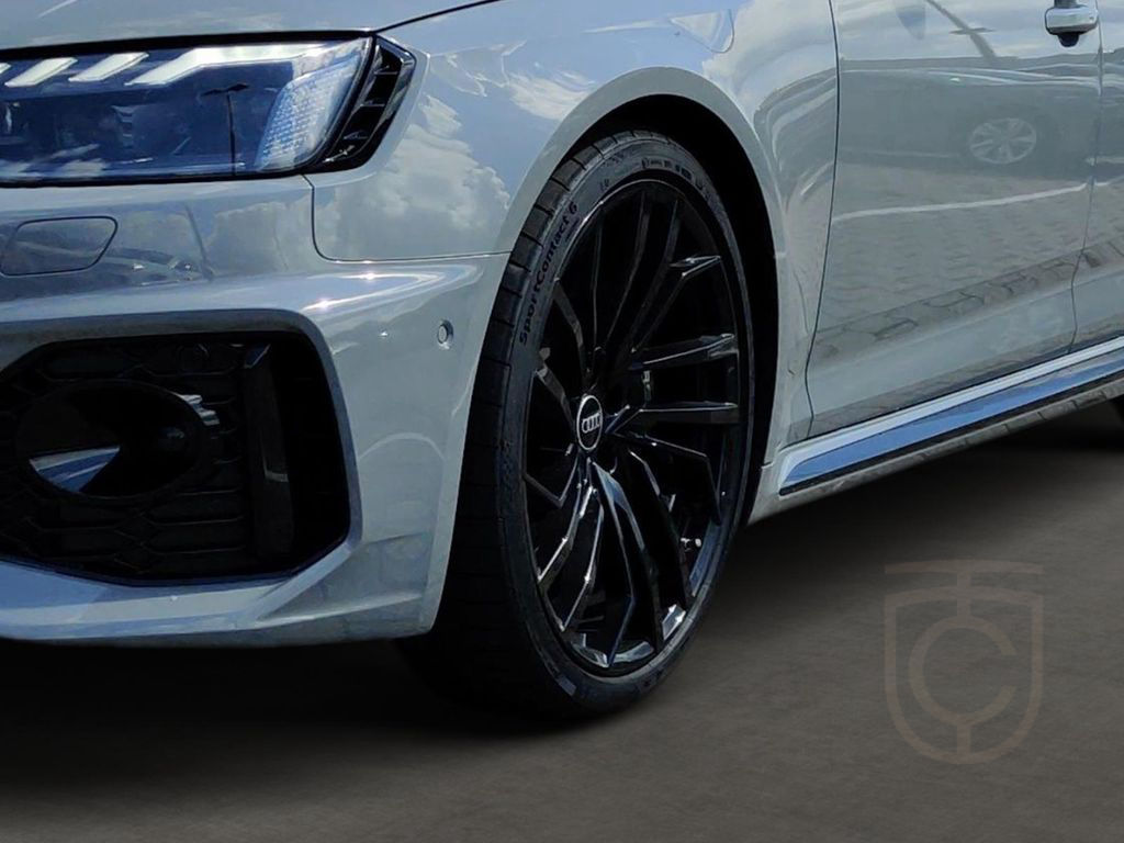 Audi RS4 Avant RS-Design-Paket, RS-Komfortpaket, DRC,