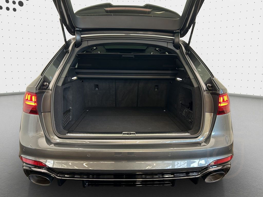 Audi RS 4 Avant quattro competition plus*Schalensitze