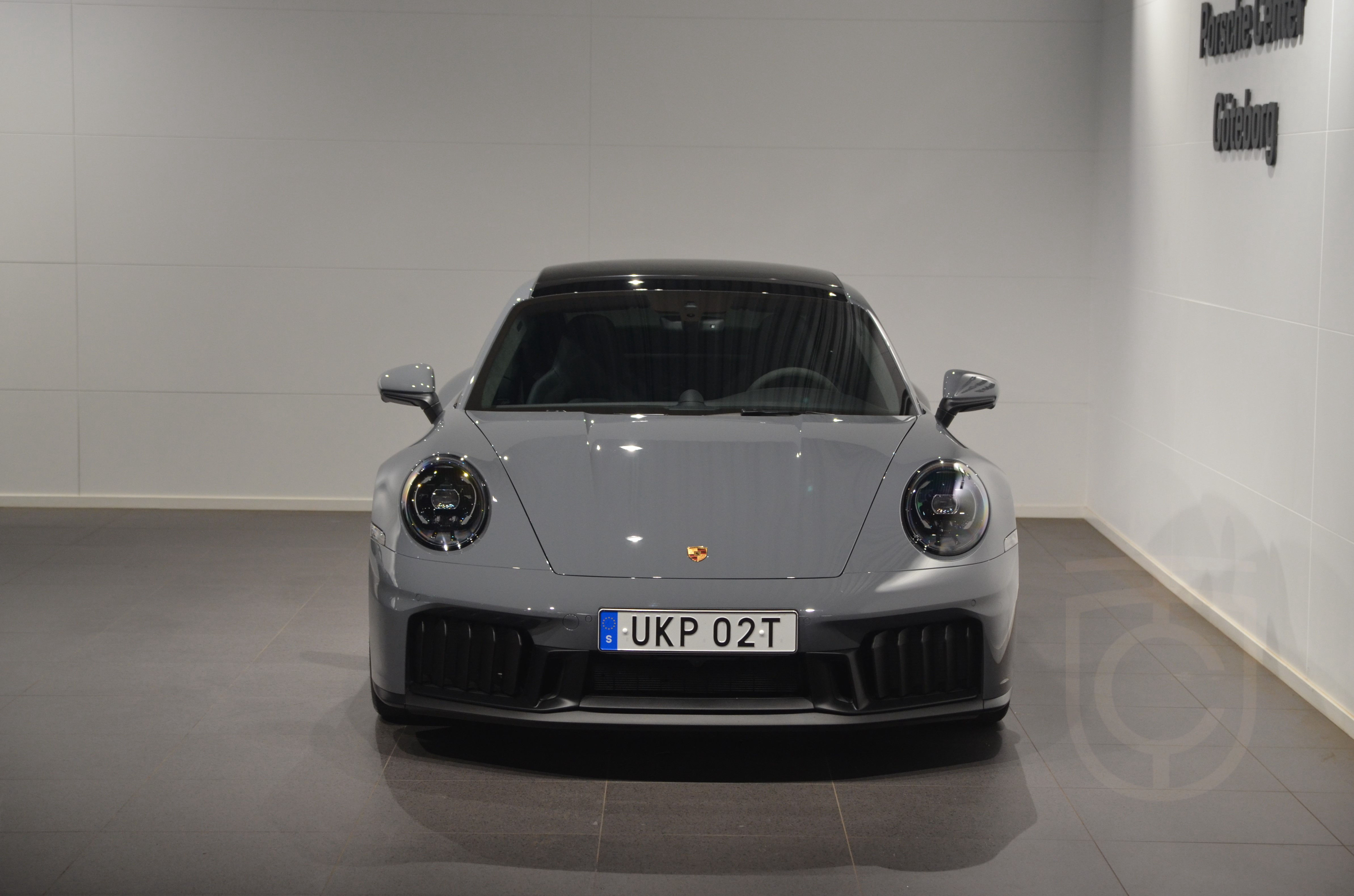 Porsche 911 Carrera GTS
