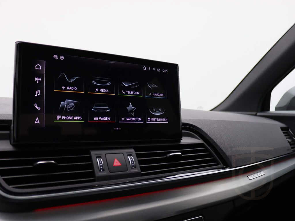 Audi Q5 50TFSIe S-Line 299PS S-Tronic Luft Matrix AHK