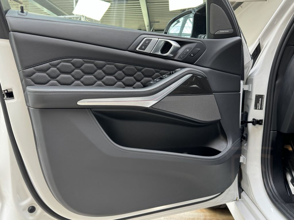 BMW X5 M Competition Sky ACC Sitzlüftung 360° AHK