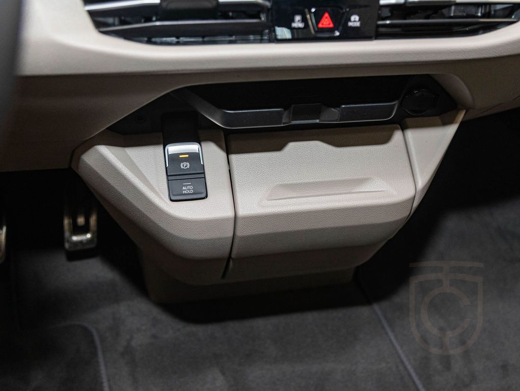 Volkswagen T7 Multivan Style 2,0 l TSI lang | keyless | Eas