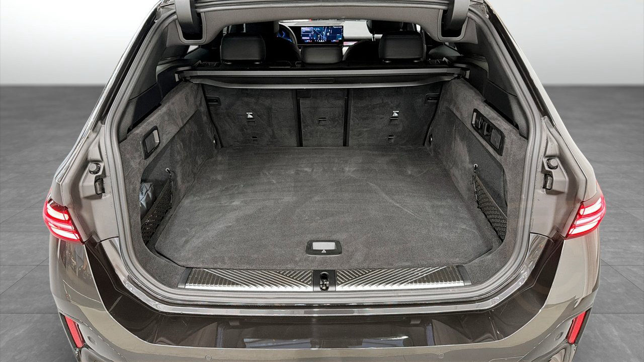 BMW 530e xDrive Touring M Sport H