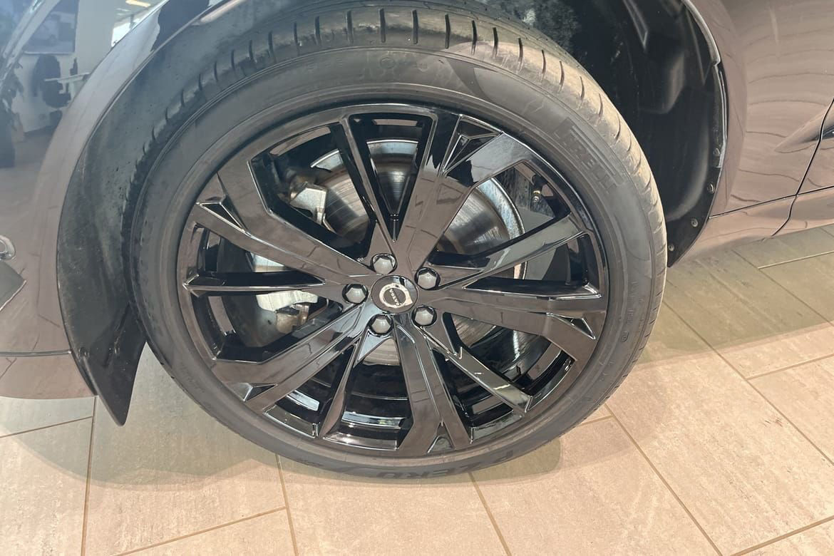 Volvo XC60 T8 Ultra Black Edition B&W, Luftfjd