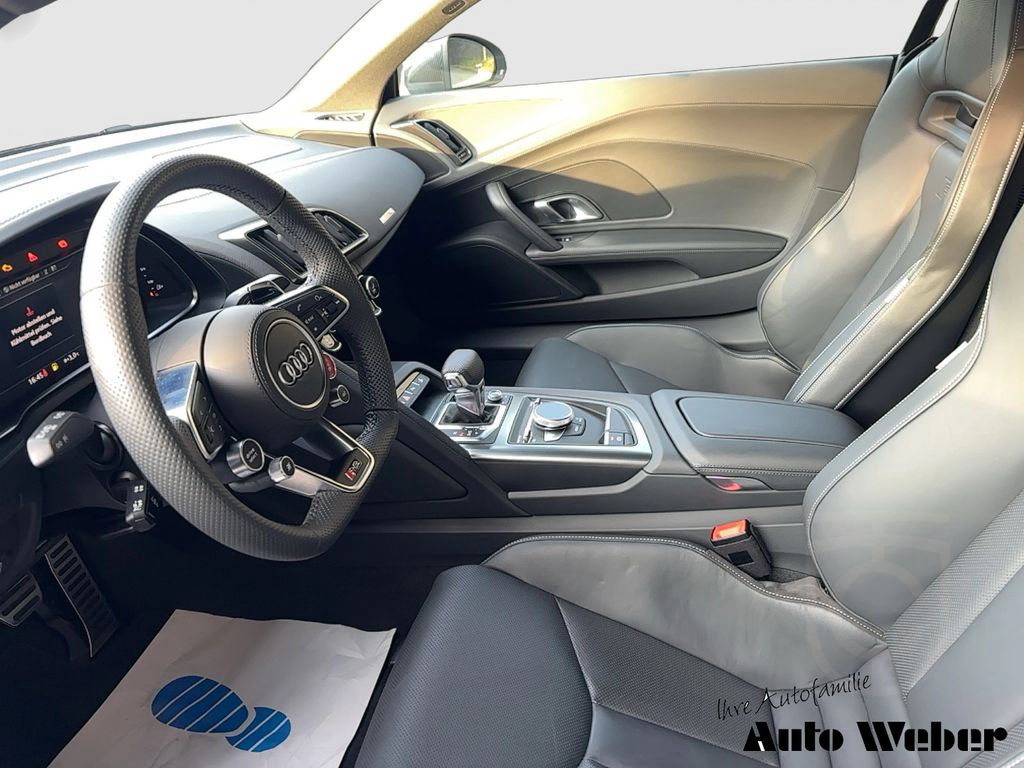 Audi R8 Coupe RWD performance Keramik Schalensitze