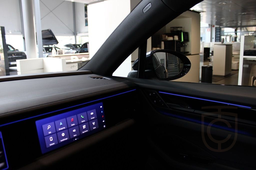 Porsche Macan 4