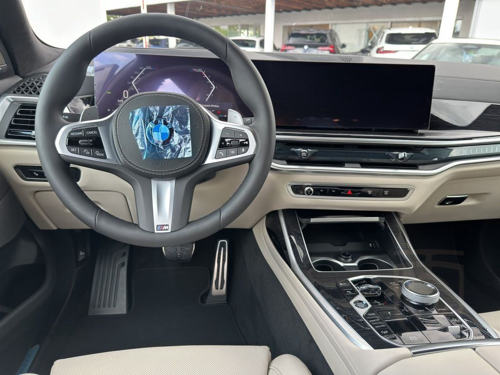 BMW X7 xDrive40d M Sportpaket Pro - UPE 129.400,00 €