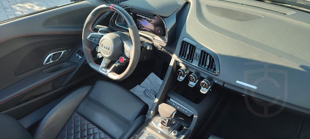Audi R8 Spyder 5.2 FSI RWD performance