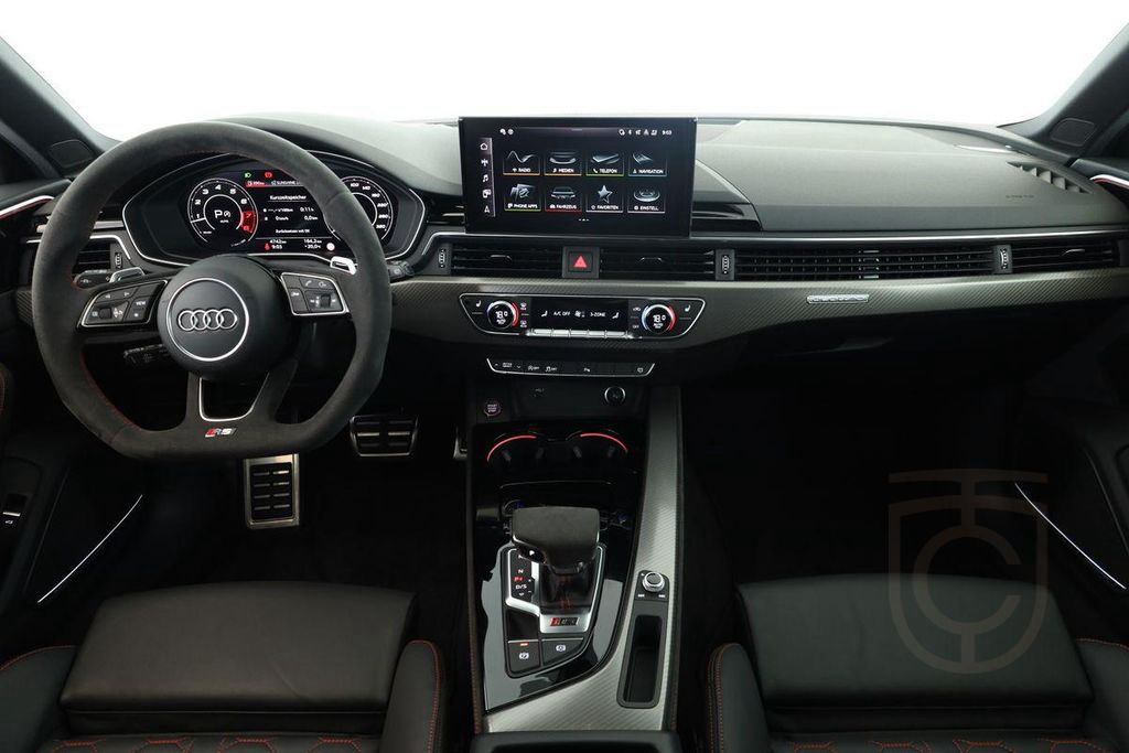 Audi RS4 Avant competition+ Matrix Pano Nav BangO Kam