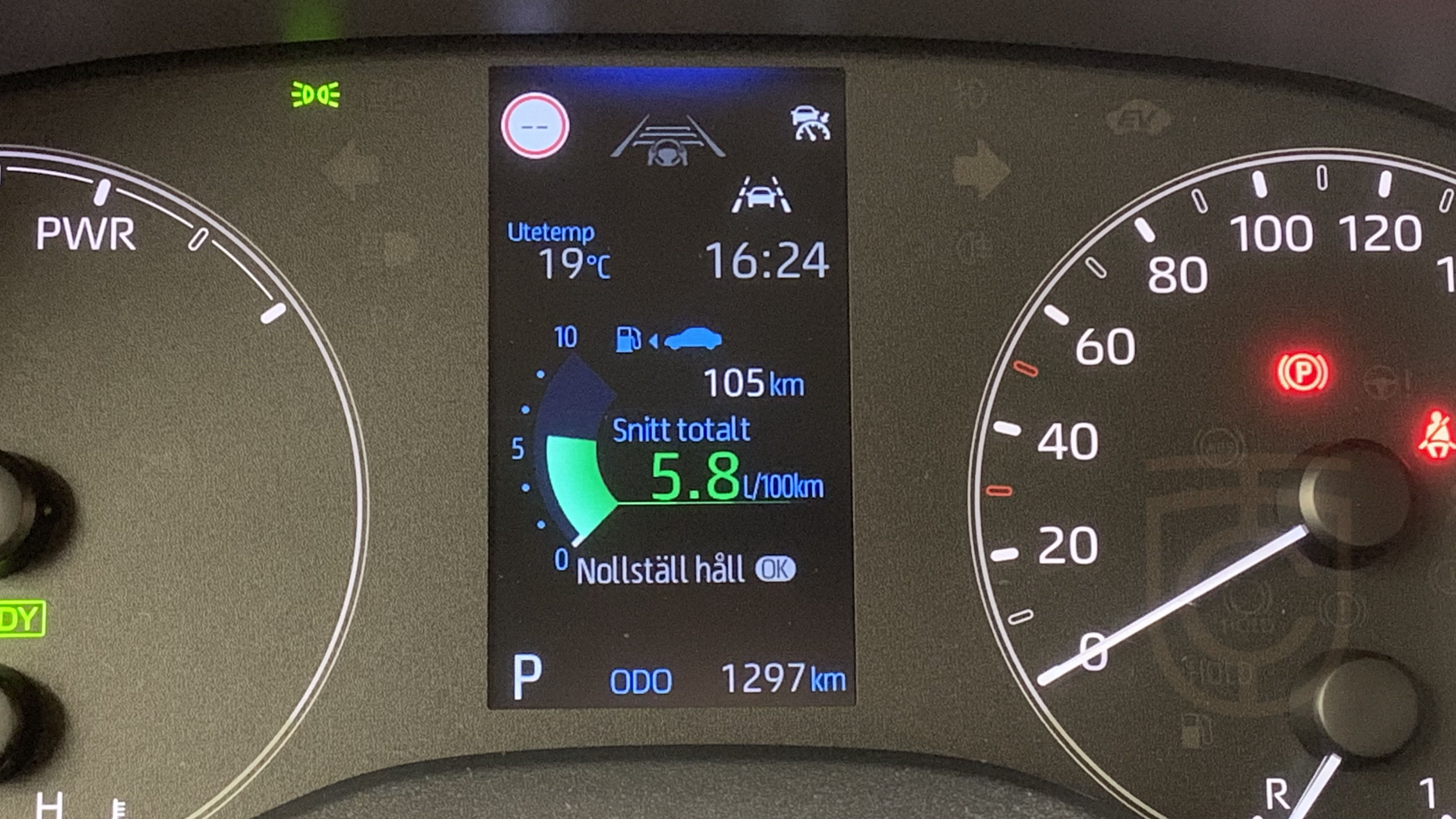 Mazda 2 Hybrid