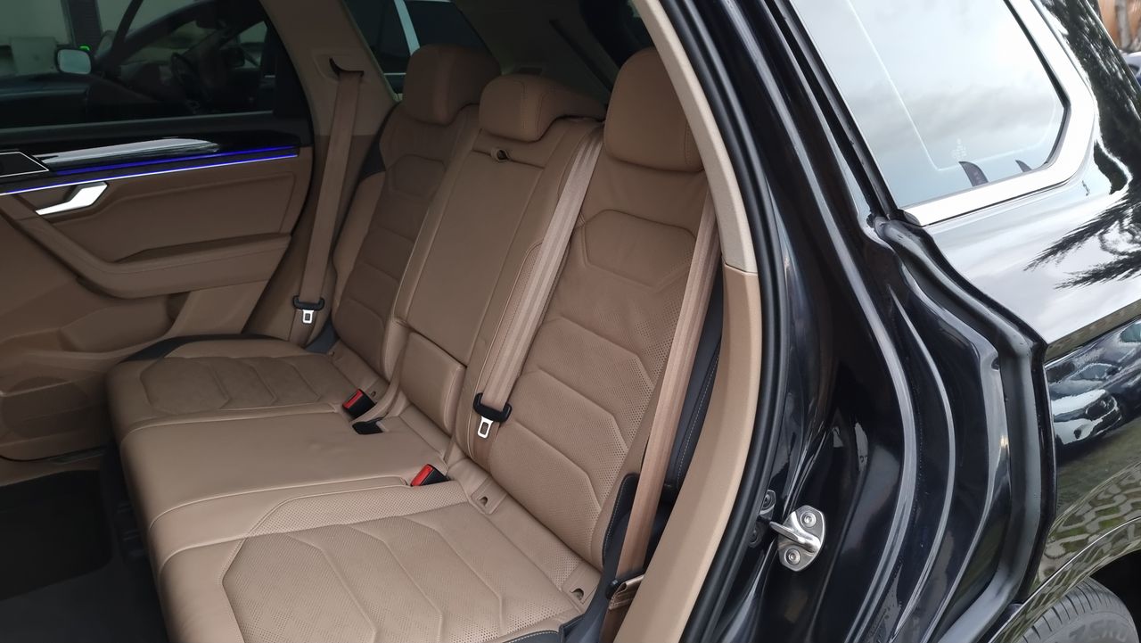 Volkswagen Touareg 4.0 V8