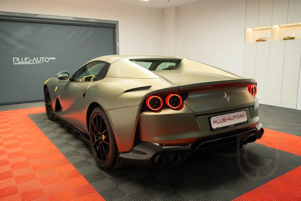 Ferrari 812 GTS