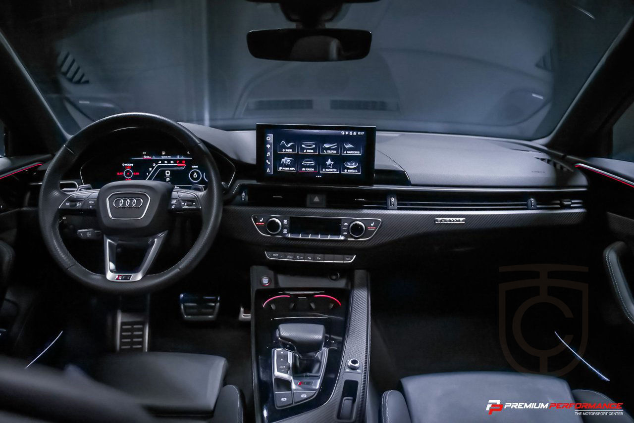 Audi RS4 Avant Quattro 360°