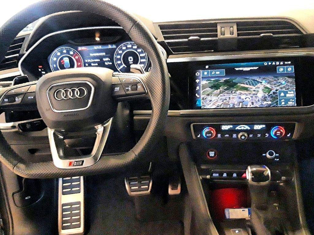 Audi Q3 RS 400 S-TR