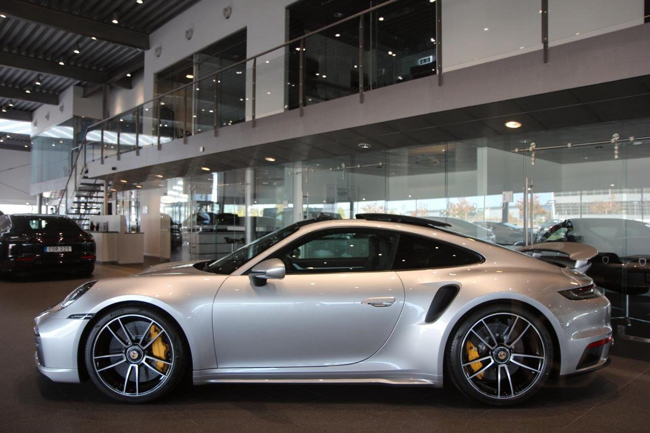 Porsche 911 992 Turbo S 650hk