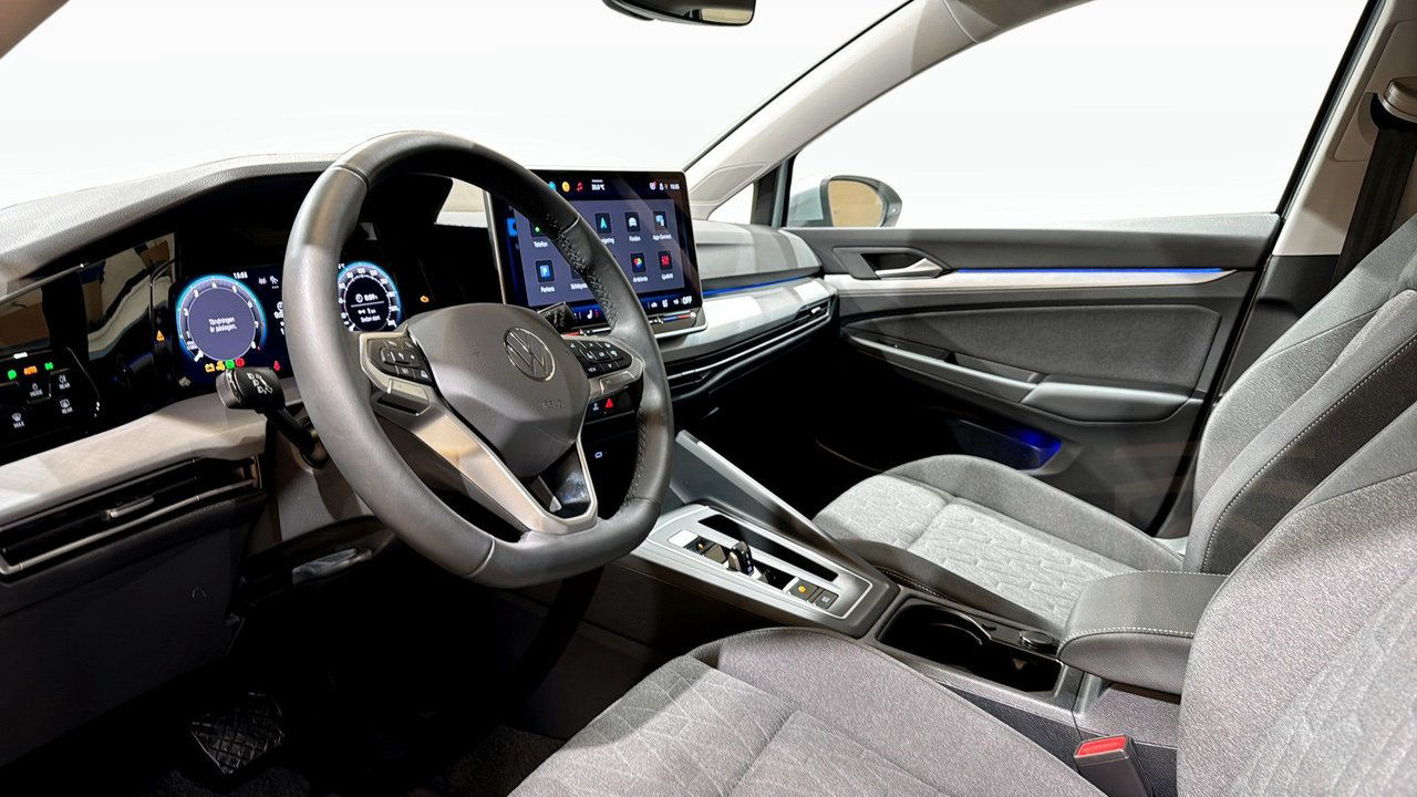 Volkswagen Golf eTSI150 DSG Edition