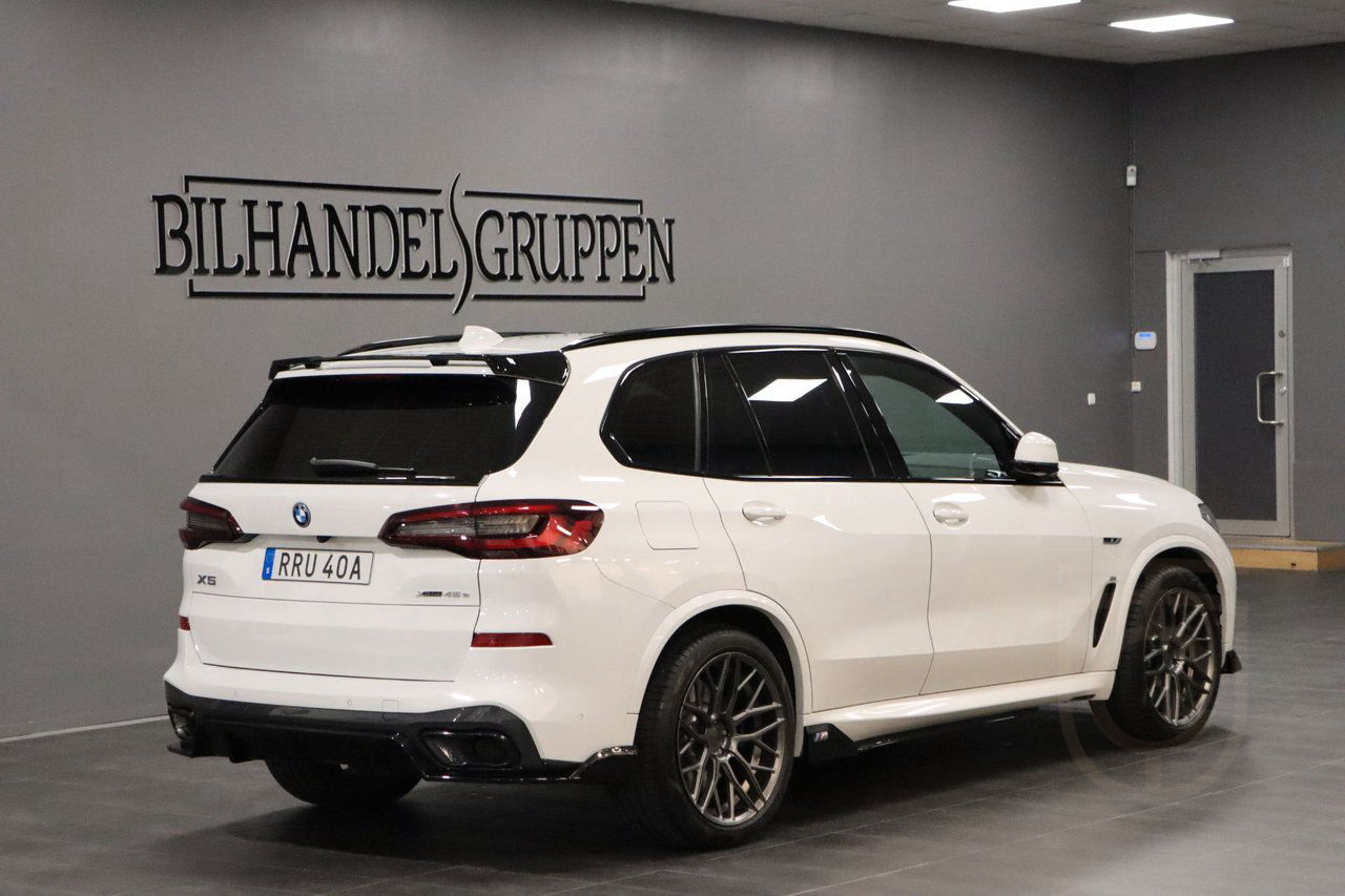 BMW X5 xDrive45e iPerformance M Sport Full-spec