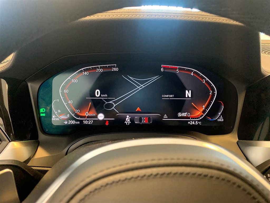 BMW 330 d M Sport Navigation Harman Kardon Innovation Skinn 19"