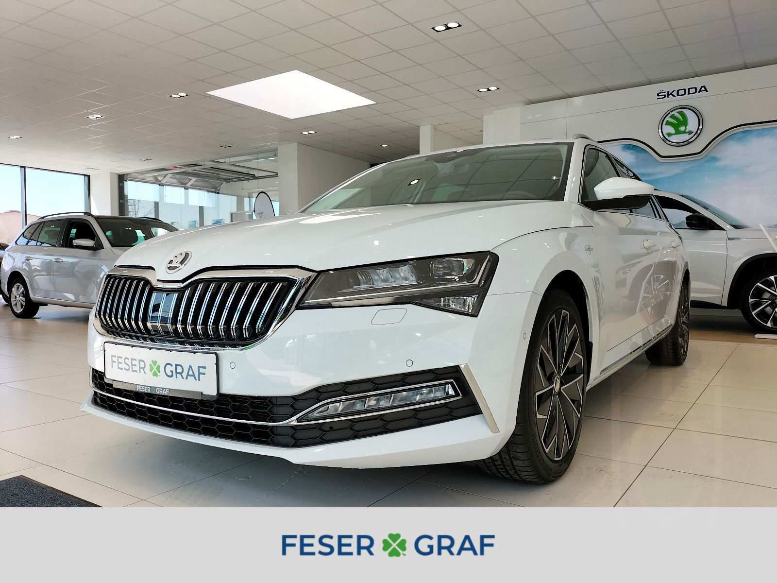 ŠKODA SUPERB COMBI L&K 4x4 2.0TDI DSG/NAVI/Panorama