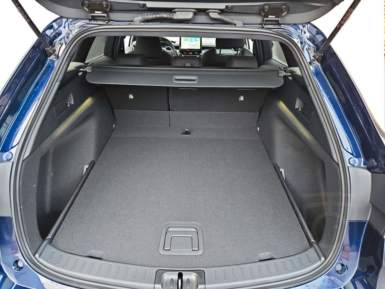 Suzuki Swace Hybrid e-CVT Inclusive