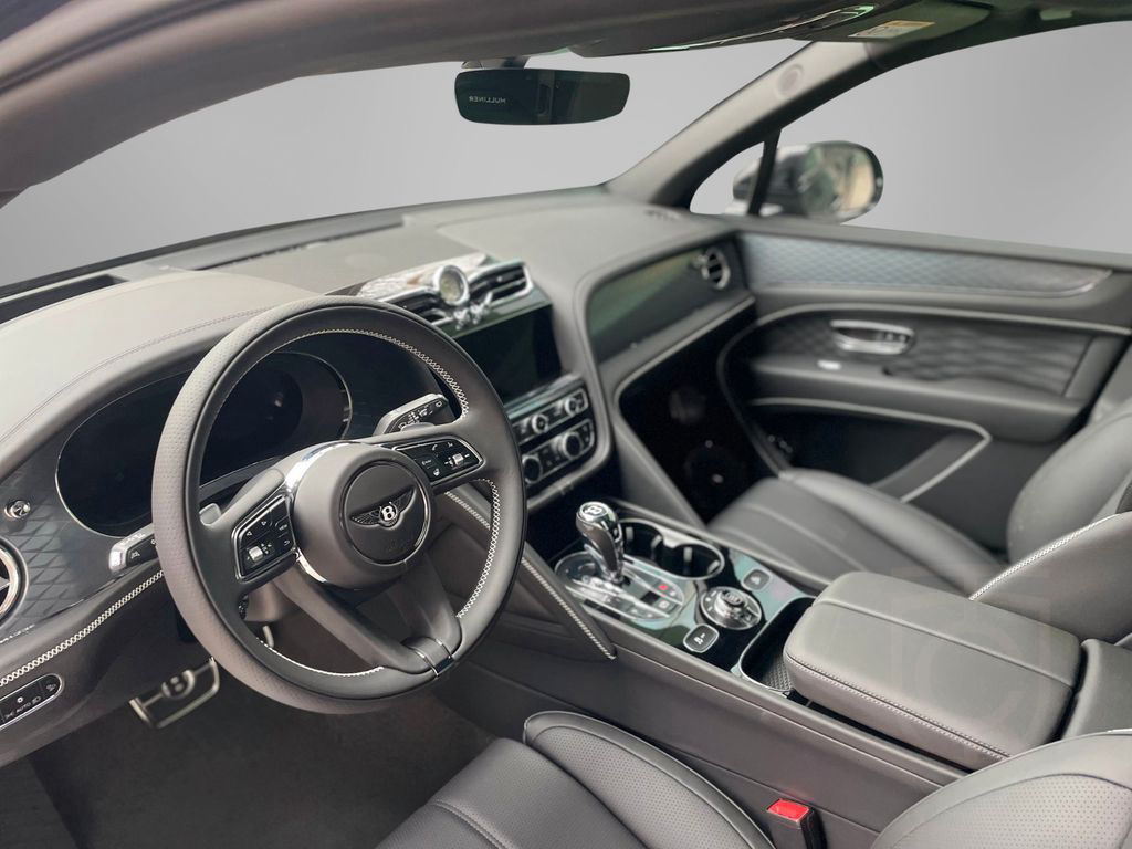 Bentley Bentayga EWB 4.0 Mulliner - Naim/Pano