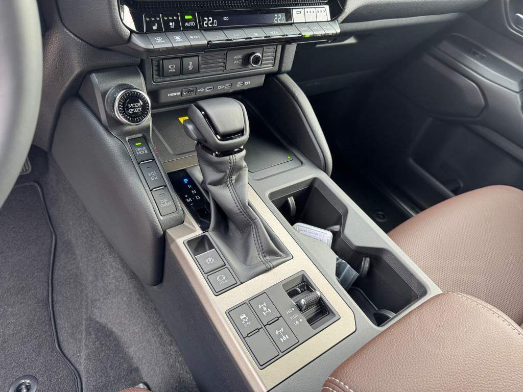 Toyota Land Cruiser 2.8 D-4D AT Executive+7-Sitzer+Schi