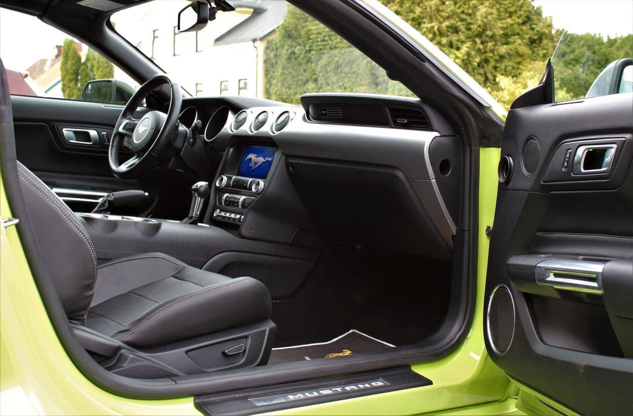 Ford Mustang EcoB Convertible SelectShift