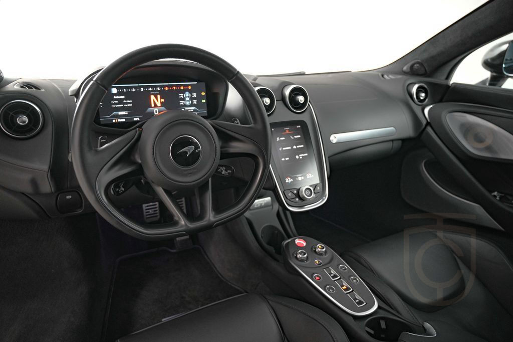 McLaren GT | Premium | Panoramic | B&W | Lift | VAT