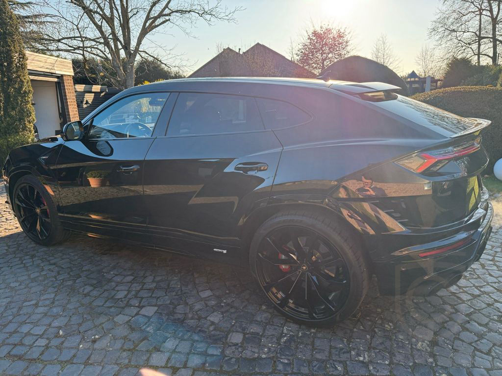 Lamborghini Urus S B&O HUD RSE Carbon 23"