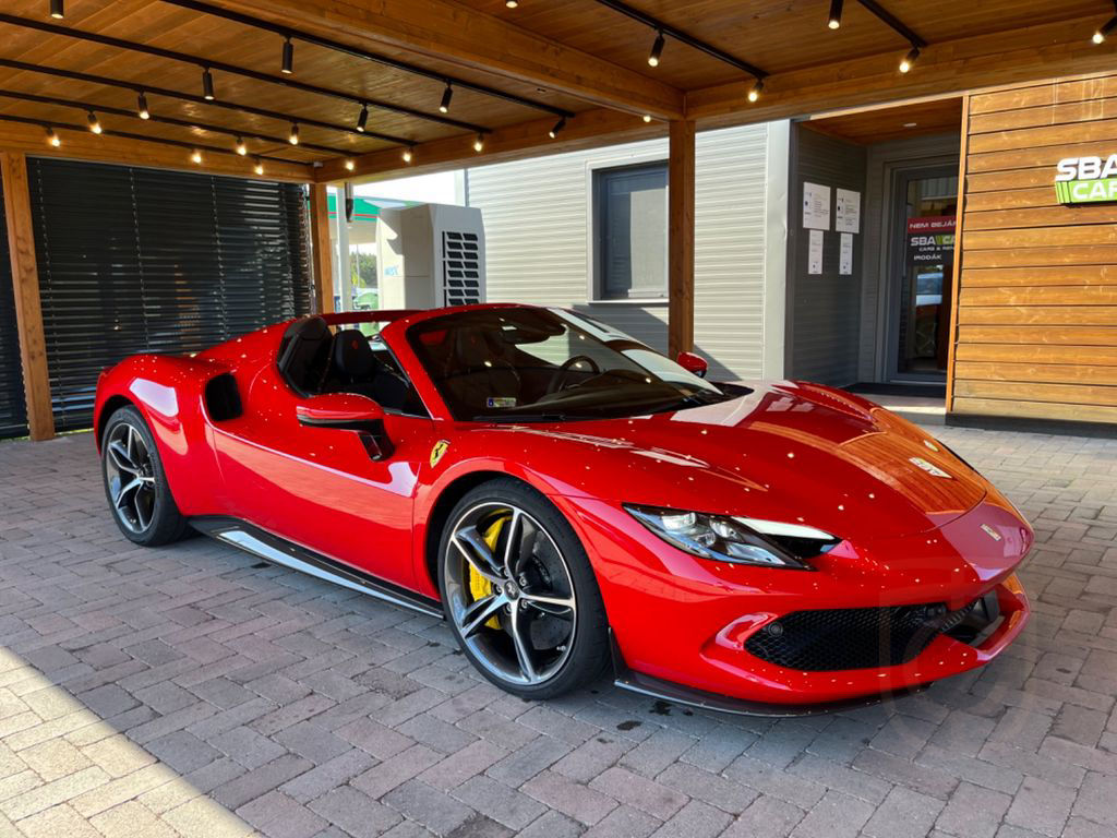 Ferrari 296 GTS