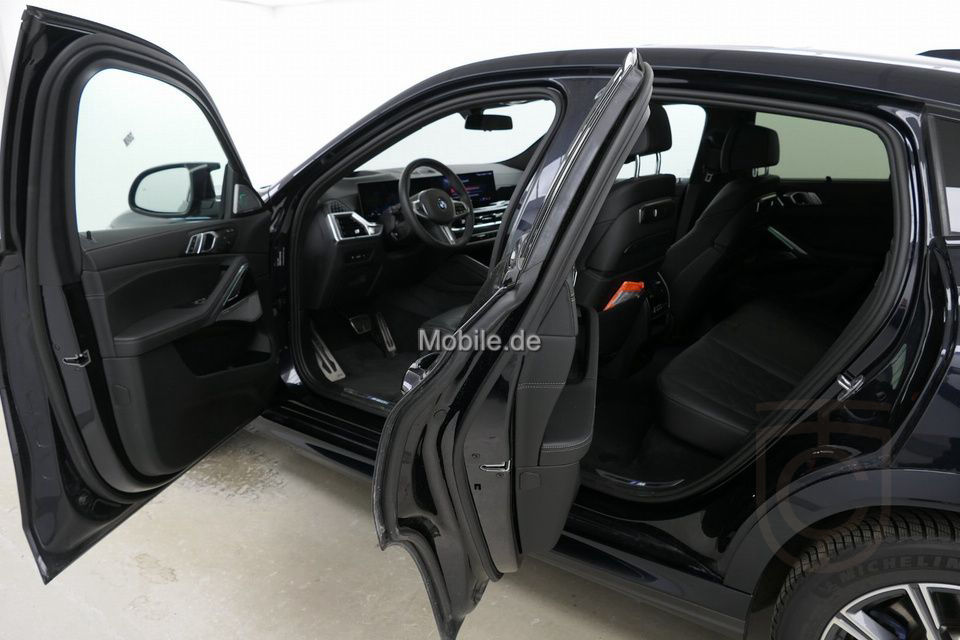 BMW X6 M60i Komfortsitze*Standhzg*AHK*DAPro*PanoSky*