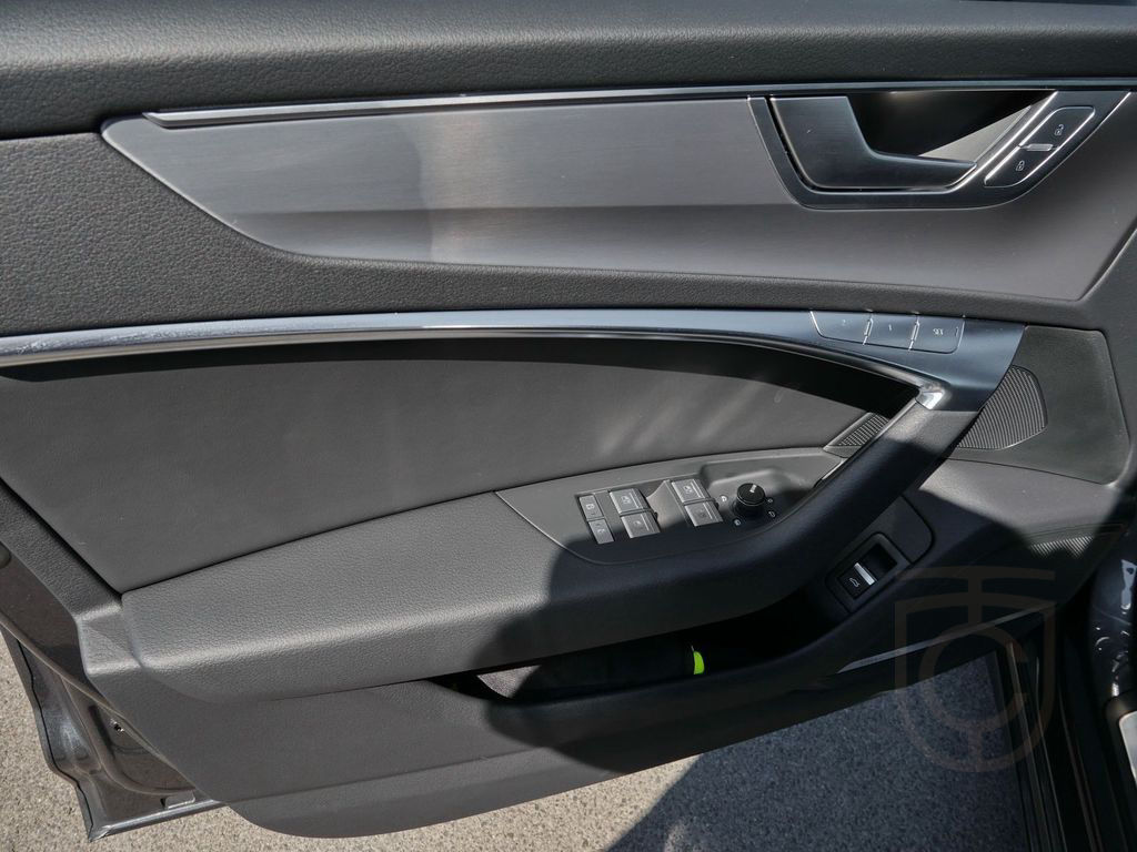Audi S6 Avant TDI OptikSchwarz*DynAllrad*AIR*B&O