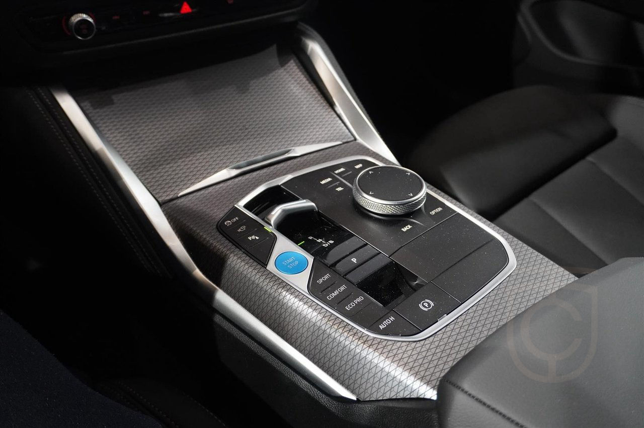 BMW i4 M50 xDrive Fully Charged