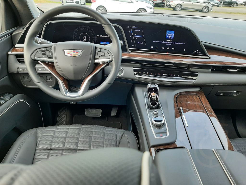 Cadillac Escalade 6.2 V8 Sport Platinum UPE:165000€