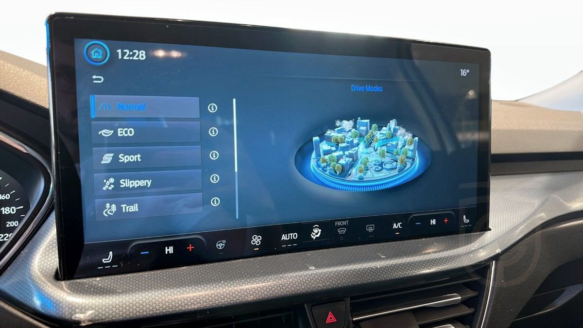 Ford Focus Active 1.0 Hybrid