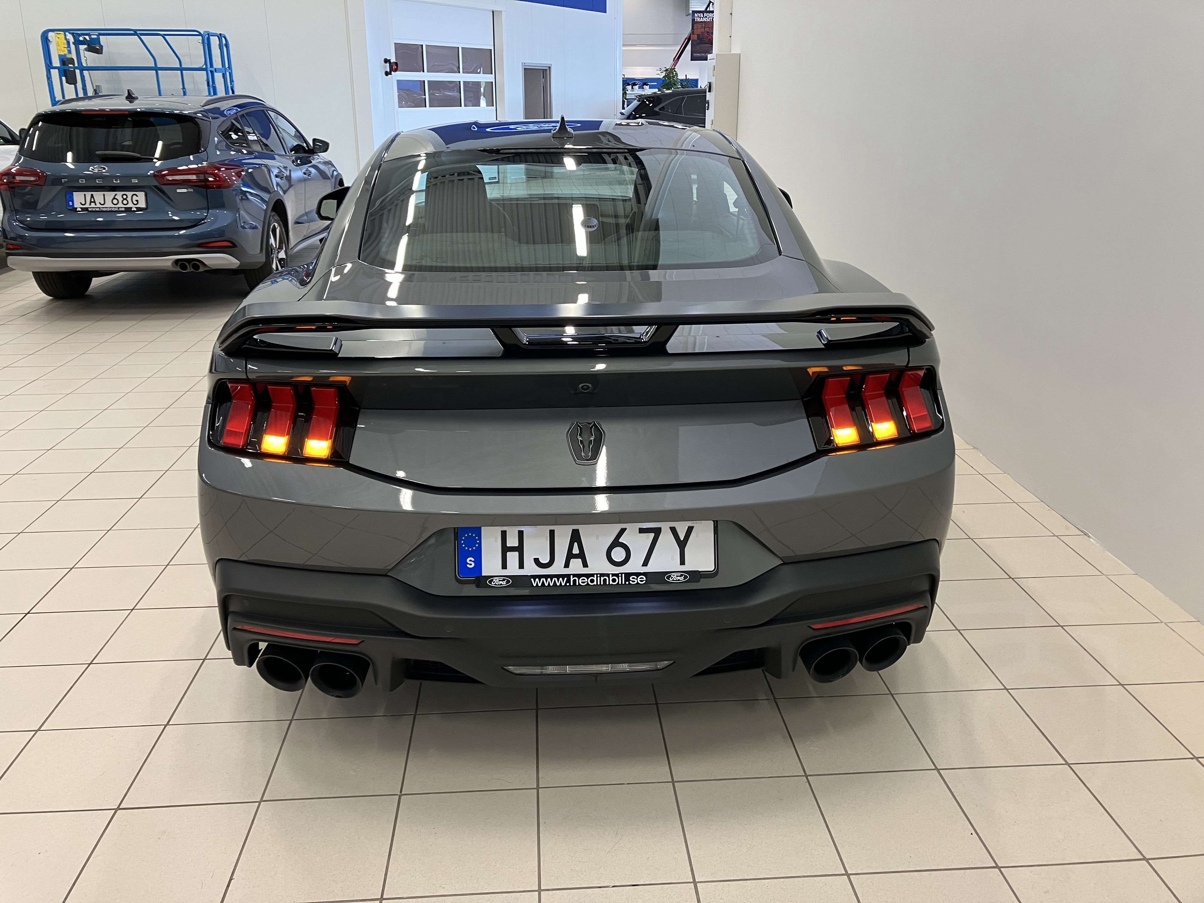 Ford Mustang Dark Horse