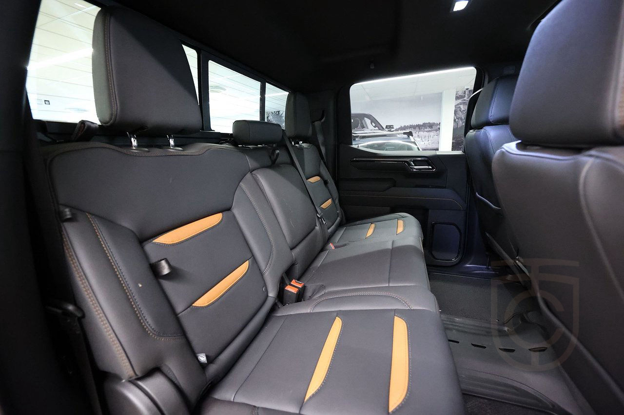 GMC Sierra AT4 3.0L Duramax Premium HD Surround Tailgate